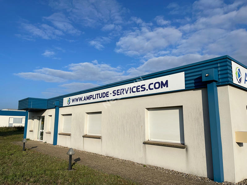 Local d'activité / Entrepôt - 803 m²