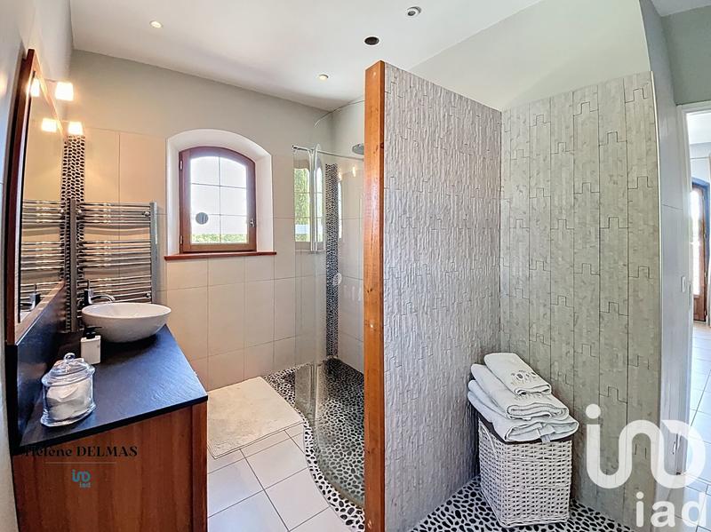 Maison de maîtres - 520 m² - 8 pièces