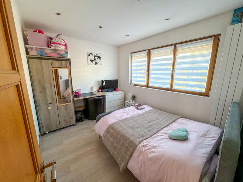 Maison - 103 m² - 4 pièces