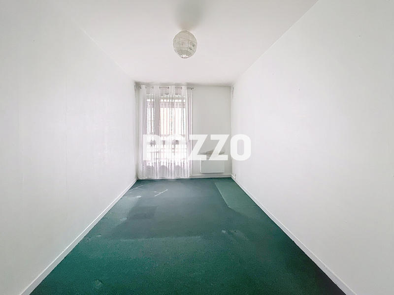 Appartement - 84 m² - 4 pièces