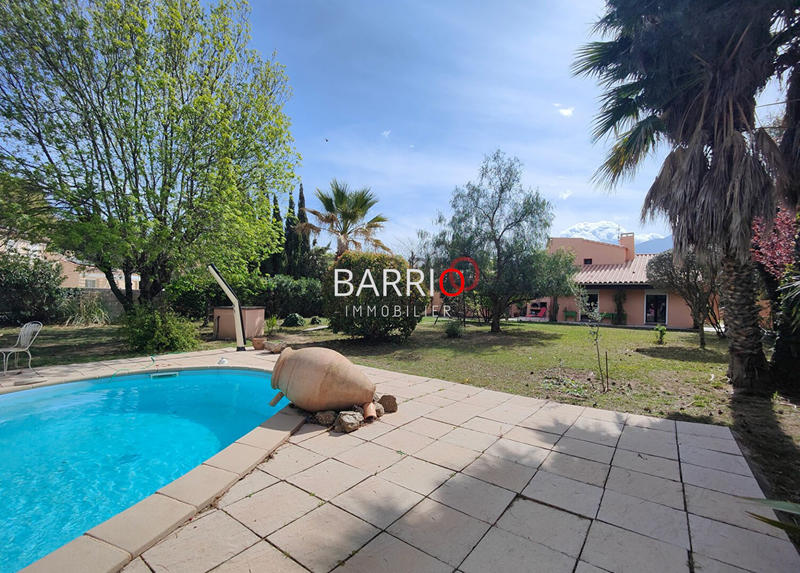 Villa - 146 m² - 6 pièces