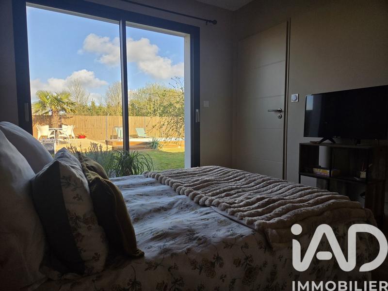 Maison - 95 m² - 4 pièces