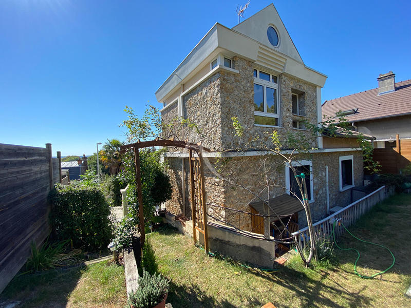 Maison - 142 m² - 6 pièces