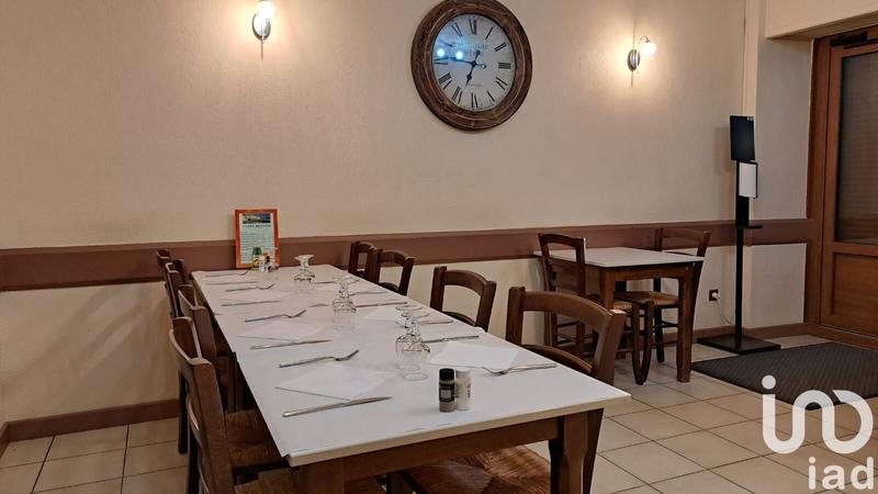 Maison - 451 m² - 10 pièces