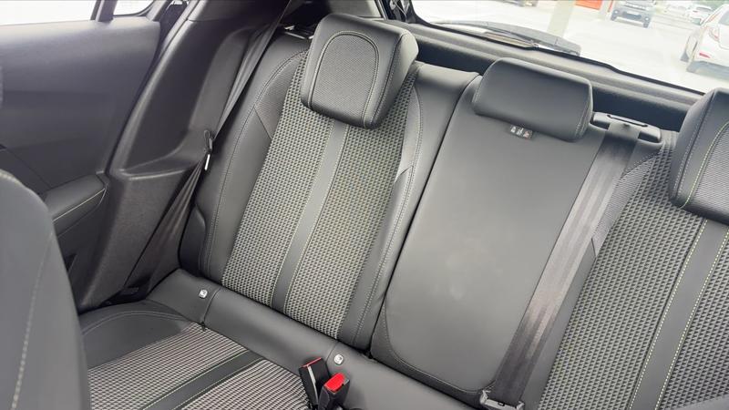 Peugeot E-208 136 50 kWh Gt