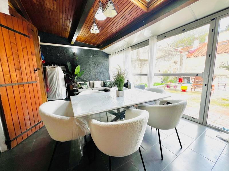 Appartement - 102 m² - 3 pièces