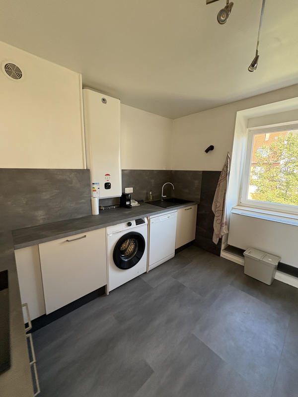 Appartement - 98 m² - 4 pièces