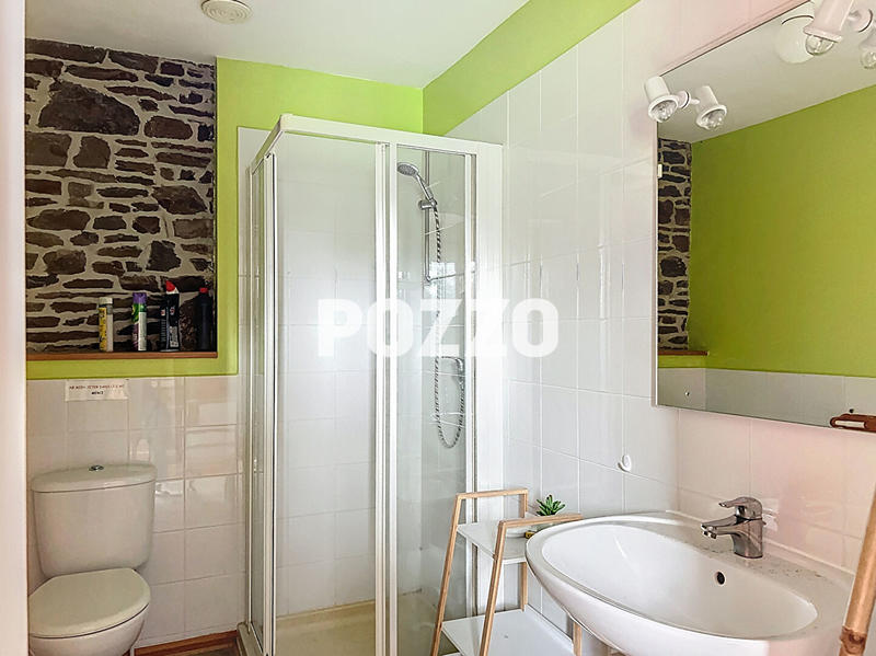 Maison - 250 m² - 5 pièces