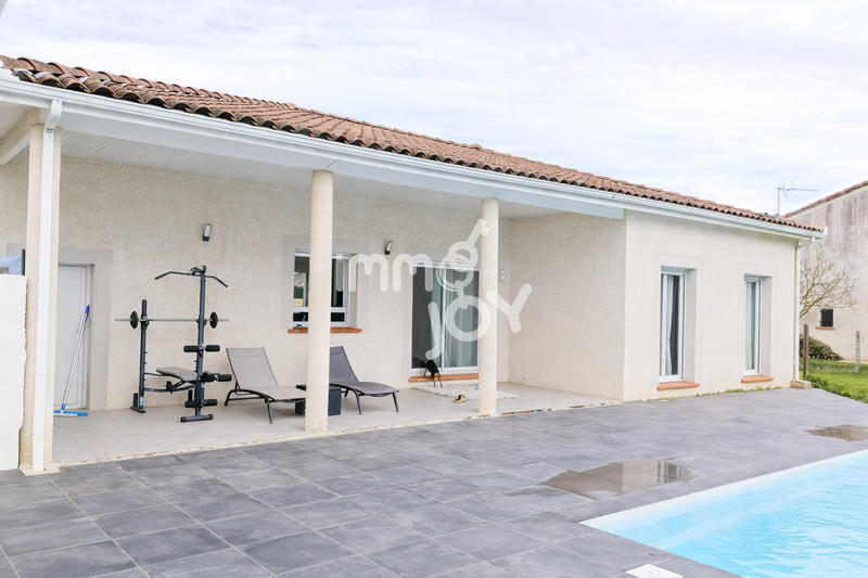 Maison - 96 m² - 4 pièces