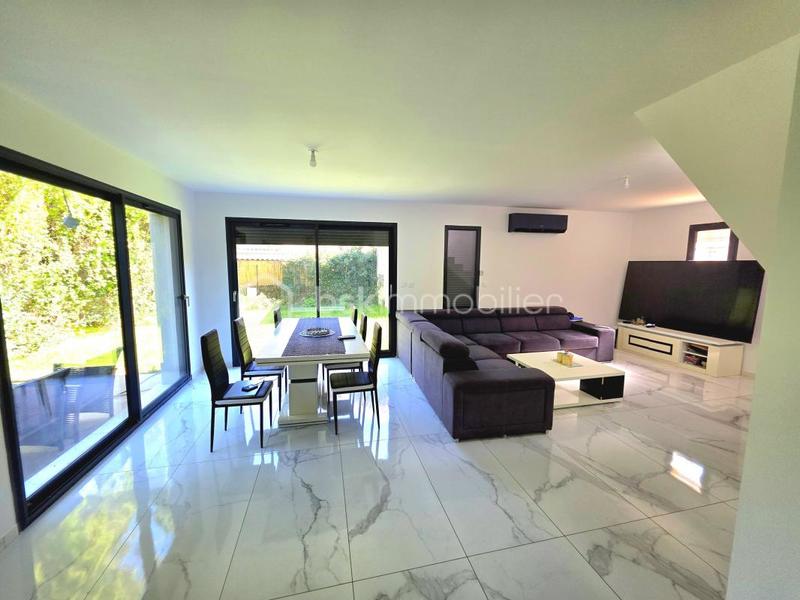 Villa - 92 m² - 4 pièces