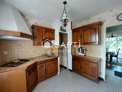 Maison - 90 m² - 4 pièces