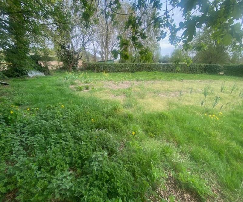 Terrain constructible - 2 530 m²