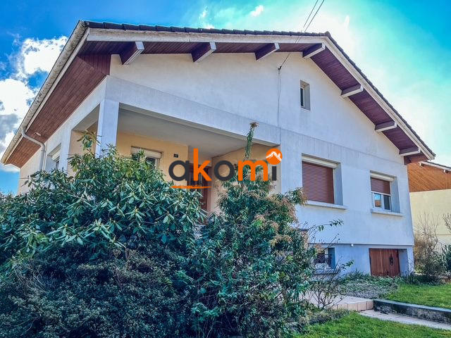 Maison - 121 m² - 6 pièces