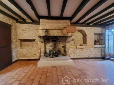 Corps de ferme - 365 m² - 10 pièces