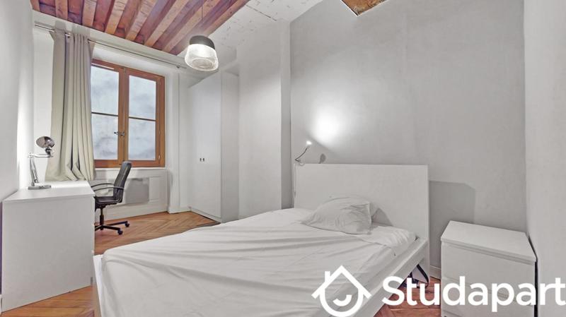 Chambre - 11 m² - 1 pièce