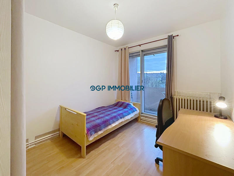 Appartement - 80 m² - 4 pièces