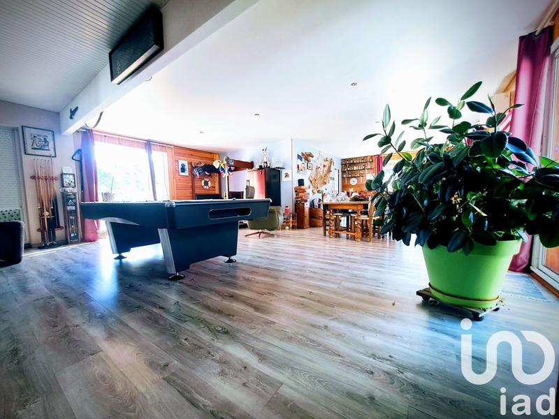 Maison - 185 m² - 5 pièces