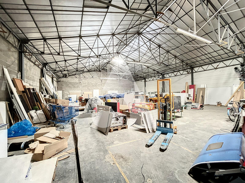 Local d'activité / Entrepôt - 490 m²