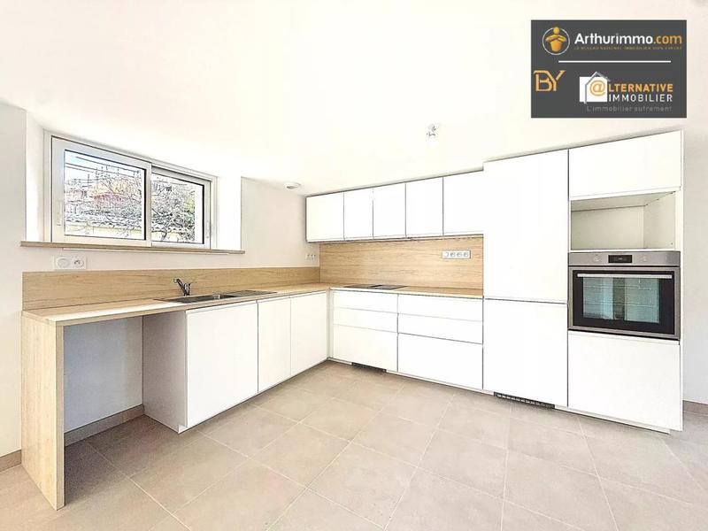 Maison - 96 m² - 6 pièces