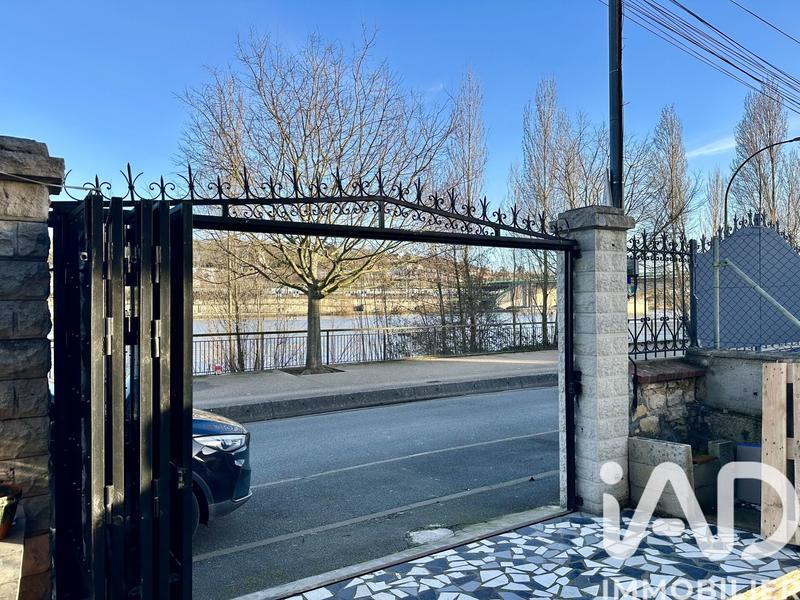 Maison - 161 m² - 8 pièces