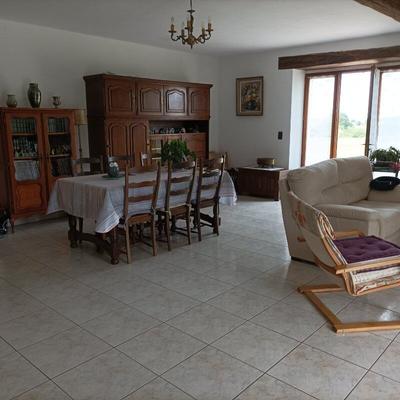 Maison - 185 m² - 5 pièces