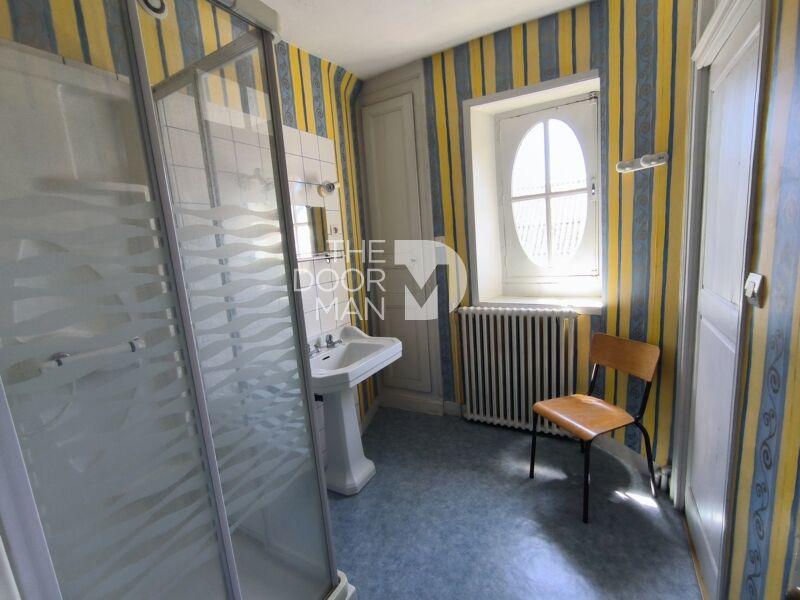 Immeuble - 125 m² - 6 pièces