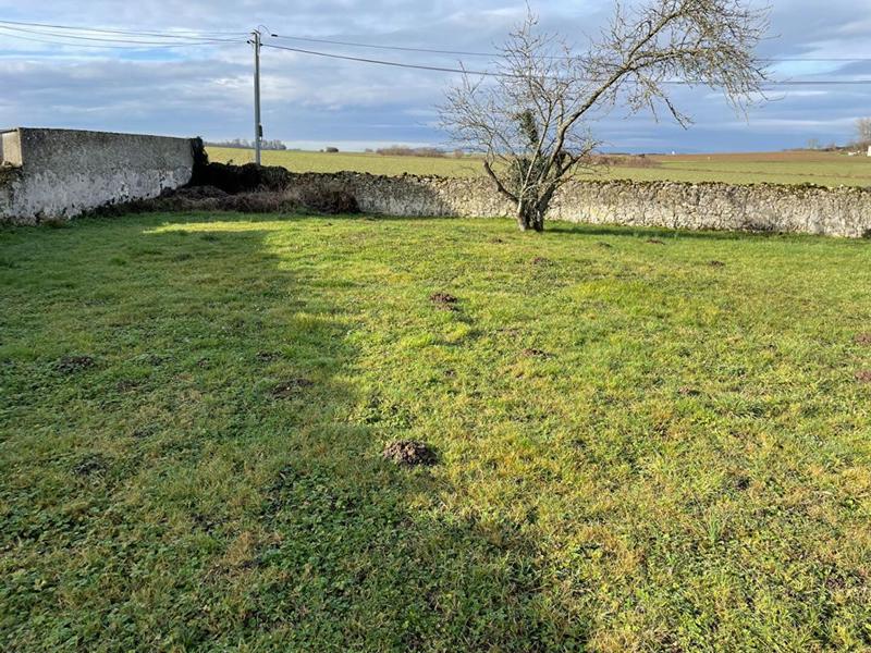 Terrain constructible - 600 m²