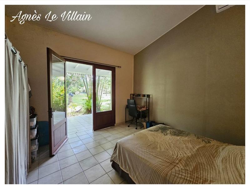 Villa - 162 m² - 9 pièces