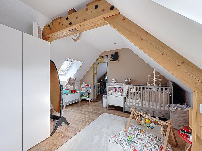 Maison - 101 m² - 6 pièces