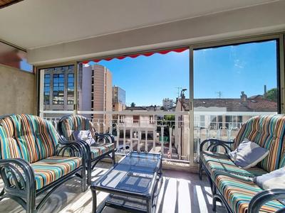 Appartement - 84 m² - 3 pièces