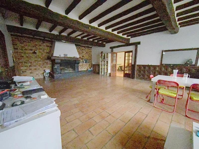 Longère - 470 m² - 7 pièces