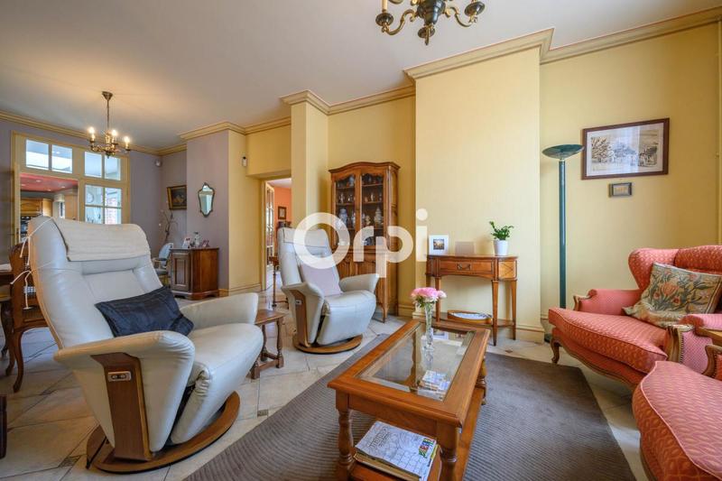 Maison - 172 m² - 6 pièces