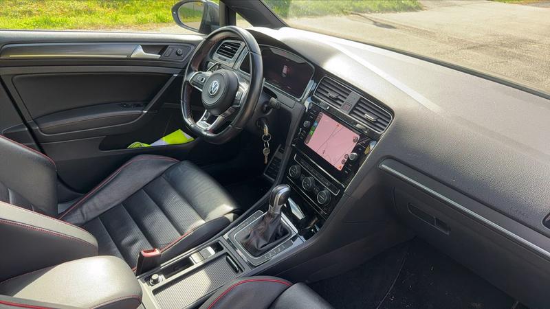 Volkswagen Golf GTi VII 2.0 Tsi 245 Dsg7 Performance