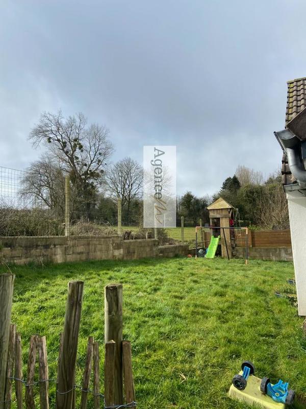 Maison traditionnelle - 140 m² - 5 pièces