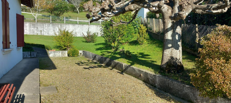 Maison - 100 m² - 6 pièces