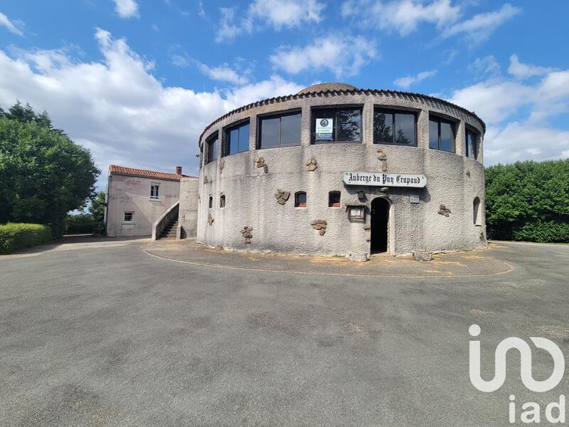 Maison - 450 m² - 10 pièces