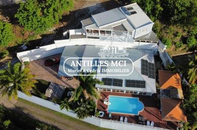 Villa - 262 m² - 7 pièces