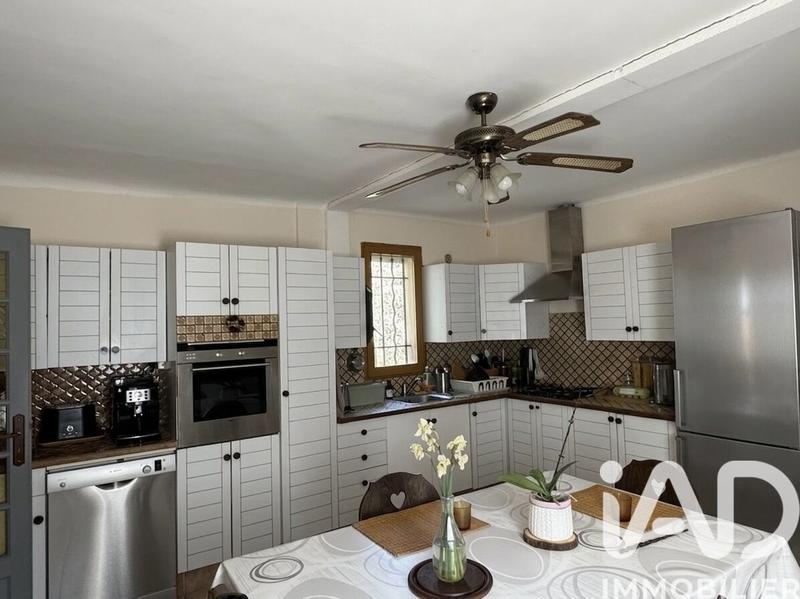 Maison - 269 m² - 13 pièces