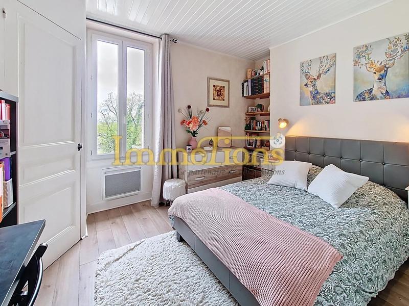 Appartement - 90 m² - 4 pièces
