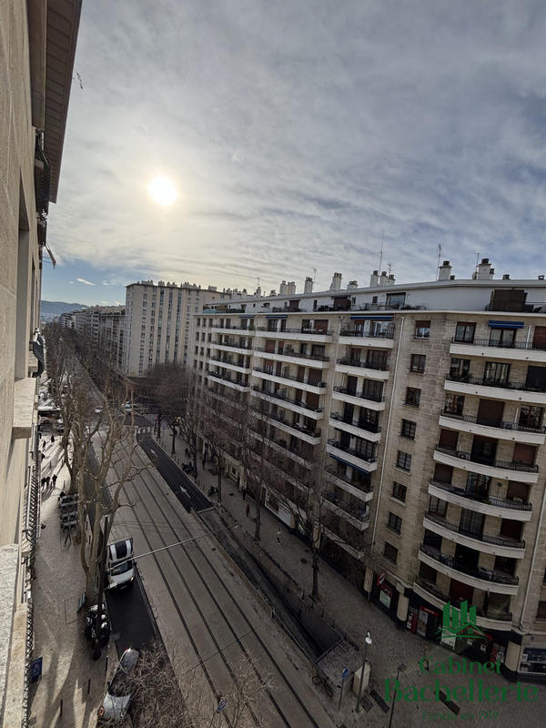 Appartement - 113 m² - 4 pièces