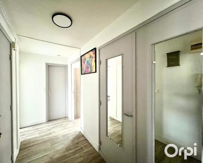 Appartement - 74 m² - 3 pièces