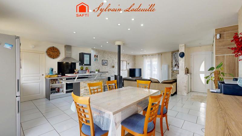 Maison - 85 m² - 4 pièces