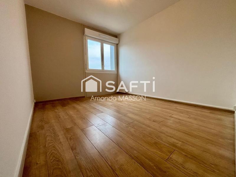 Appartement - 90 m² - 5 pièces