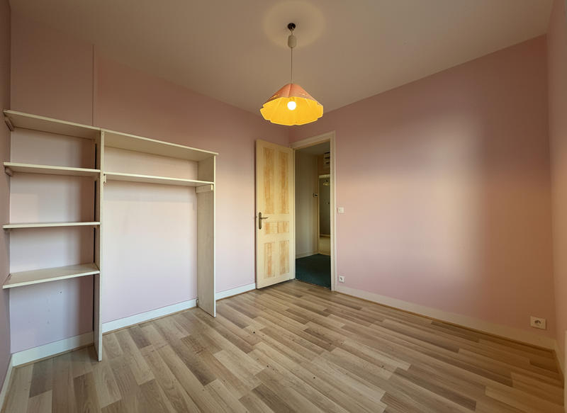 Maison - 90 m² - 6 pièces