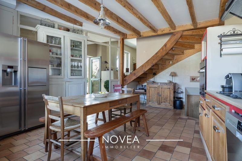 Maison ancienne - 307 m² - 9 pièces