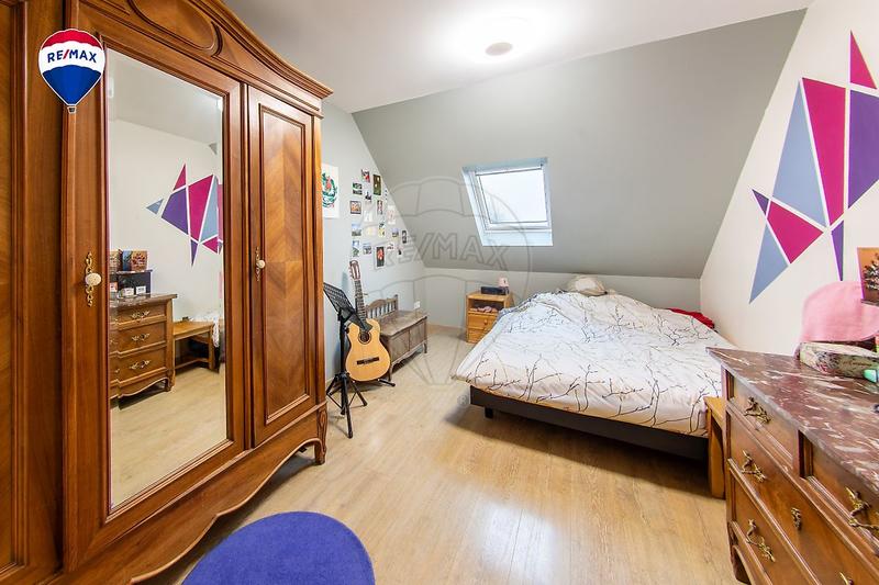 Maison - 143 m² - 6 pièces