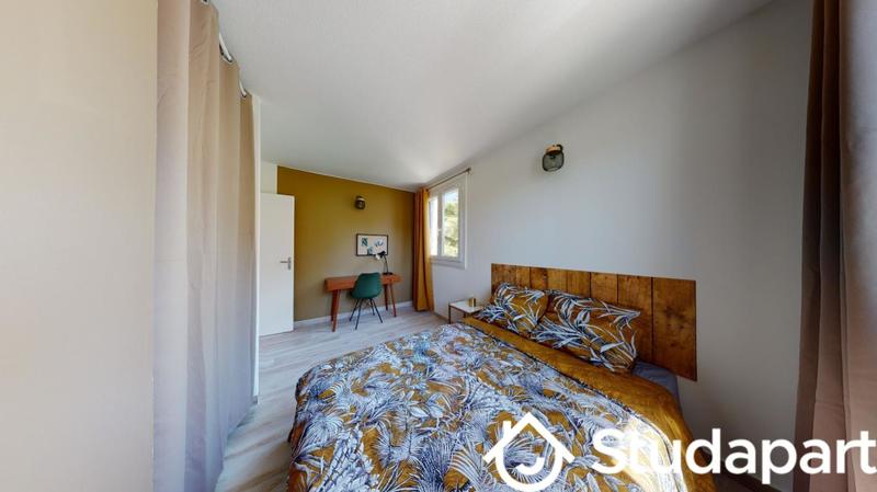 Chambre - 10 m² - 1 pièce