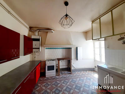 Immeuble - 1 272 m²