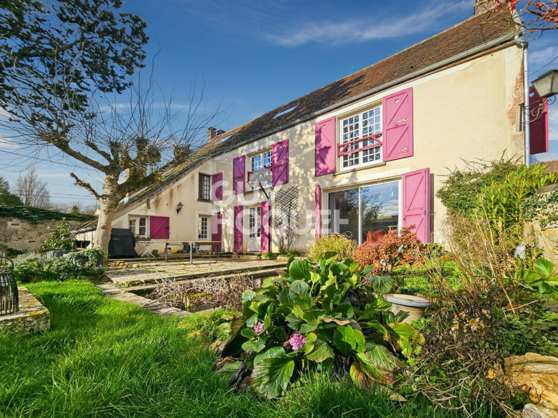 Maison - 200 m² - 8 pièces