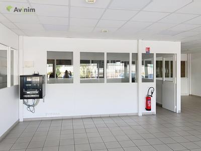 Local commercial - 1 000 m²